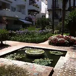Urb. La Alcazaba, Puerto Banus / Apartamento
