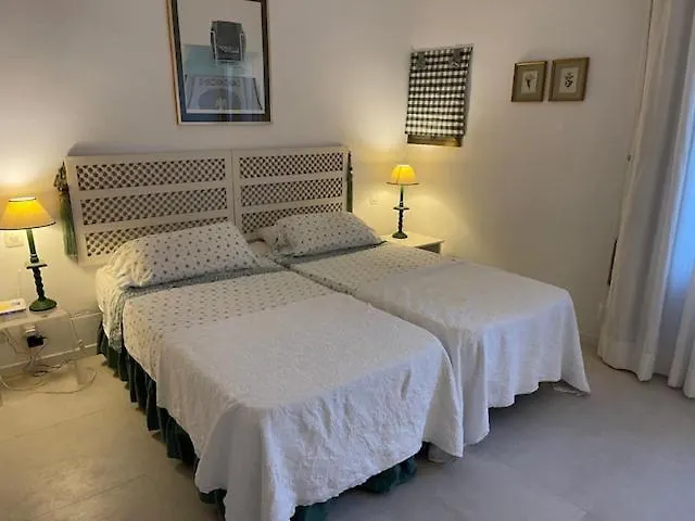 Daire Urb. La Alcazaba, Puerto Banus / *