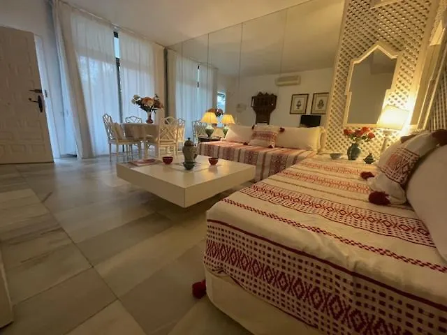 Urb. La Alcazaba, Puerto Banus / Daire *