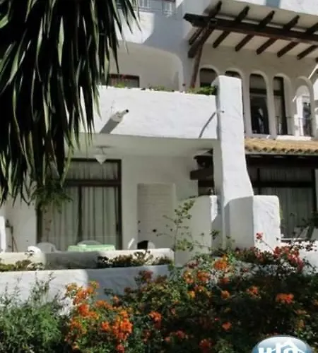 Urb. La Alcazaba, Puerto Banus /