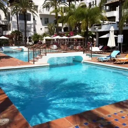 Urb. La Alcazaba, Puerto Banus /