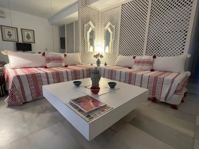 Urb. La Alcazaba, Puerto Banus / アパート マルベーリャ